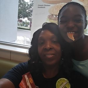 Meet your Posher, Tabatha